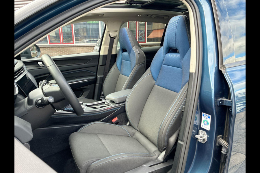 Lynk & Co 01 1.5 Plug in Hybrid 261pk | SkyRoof | 360° Camera | Climate Pack | Pilot Assist | Park Assist | Carplay Android auto Lynk & Co 01 1.5 Plug in Hybrid 261pk | SkyRoof | 360° Camera | Climate Pack | Pilot Assist | Park Assist | Carplay Android auto