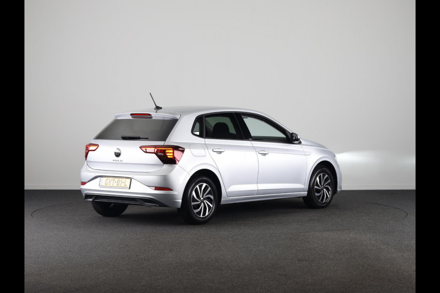 Volkswagen Polo 1.0 TSI Life Edition 95 pk | Verlengde garantie | Navigatie via App | Parkeersensoren | Achteruitrijcamera | Adaptieve cruise control | Volkswagen Polo 1.0 TSI Life Edition 95 pk | Verlengde garantie | Navigatie via App | Parkeersensoren | Achteruitrijcamera | Adaptieve cruise control |