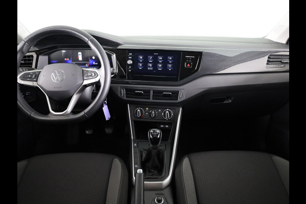 Volkswagen Polo 1.0 TSI Life Edition 95 pk | Verlengde garantie | Navigatie via App | Parkeersensoren | Achteruitrijcamera | Adaptieve cruise control | Volkswagen Polo 1.0 TSI Life Edition 95 pk | Verlengde garantie | Navigatie via App | Parkeersensoren | Achteruitrijcamera | Adaptieve cruise control |