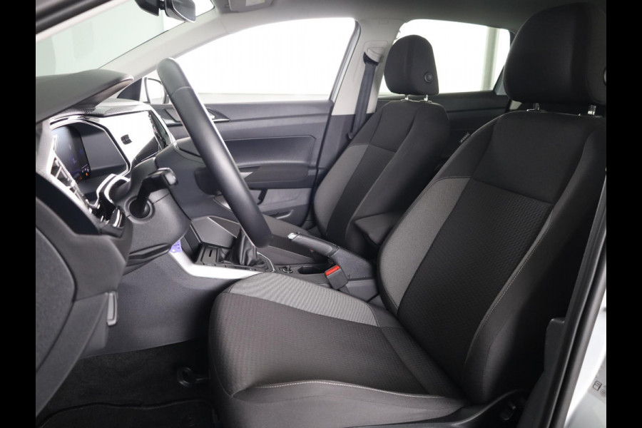 Volkswagen Polo 1.0 TSI Life Edition 95 pk | Verlengde garantie | Navigatie via App | Parkeersensoren | Achteruitrijcamera | Adaptieve cruise control | Volkswagen Polo 1.0 TSI Life Edition 95 pk | Verlengde garantie | Navigatie via App | Parkeersensoren | Achteruitrijcamera | Adaptieve cruise control |
