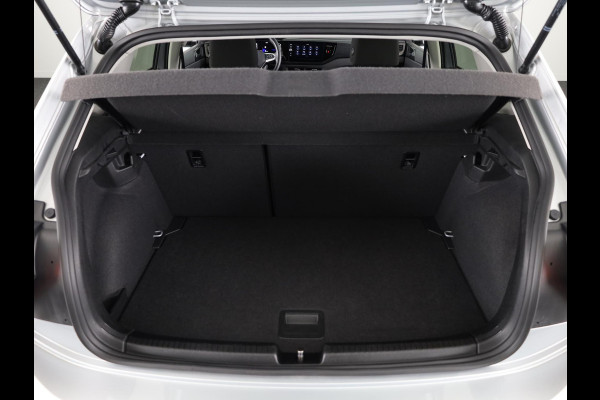 Volkswagen Polo 1.0 TSI Life Edition 95 pk | Verlengde garantie | Navigatie via App | Parkeersensoren | Achteruitrijcamera | Adaptieve cruise control | Volkswagen Polo 1.0 TSI Life Edition 95 pk | Verlengde garantie | Navigatie via App | Parkeersensoren | Achteruitrijcamera | Adaptieve cruise control |