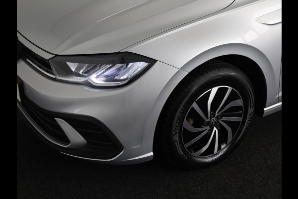 Volkswagen Polo 1.0 TSI Life Edition 95 pk | Verlengde garantie | Navigatie via App | Parkeersensoren | Achteruitrijcamera | Adaptieve cruise control | Volkswagen Polo 1.0 TSI Life Edition 95 pk | Verlengde garantie | Navigatie via App | Parkeersensoren | Achteruitrijcamera | Adaptieve cruise control |