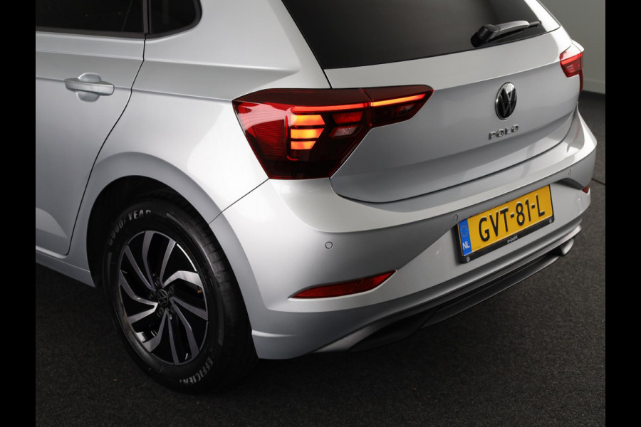 Volkswagen Polo 1.0 TSI Life Edition 95 pk | Verlengde garantie | Navigatie via App | Parkeersensoren | Achteruitrijcamera | Adaptieve cruise control | Volkswagen Polo 1.0 TSI Life Edition 95 pk | Verlengde garantie | Navigatie via App | Parkeersensoren | Achteruitrijcamera | Adaptieve cruise control |