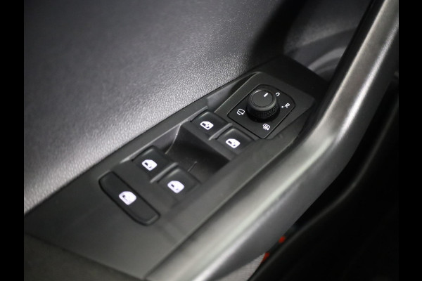 Volkswagen Polo 1.0 TSI Life Edition 95 pk | Verlengde garantie | Navigatie via App | Parkeersensoren | Achteruitrijcamera | Adaptieve cruise control | Volkswagen Polo 1.0 TSI Life Edition 95 pk | Verlengde garantie | Navigatie via App | Parkeersensoren | Achteruitrijcamera | Adaptieve cruise control |