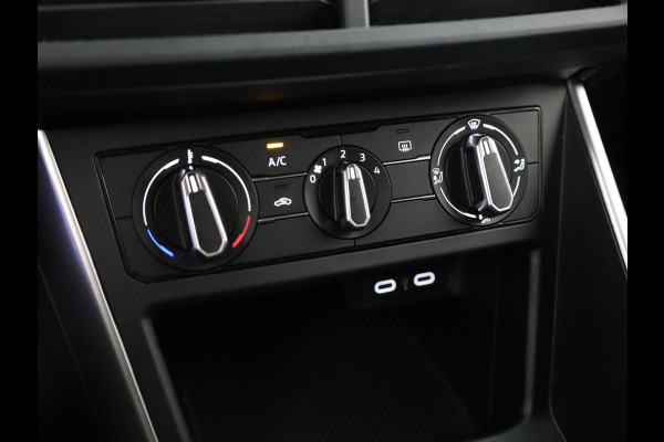 Volkswagen Polo 1.0 TSI Life Edition 95 pk | Verlengde garantie | Navigatie via App | Parkeersensoren | Achteruitrijcamera | Adaptieve cruise control | Volkswagen Polo 1.0 TSI Life Edition 95 pk | Verlengde garantie | Navigatie via App | Parkeersensoren | Achteruitrijcamera | Adaptieve cruise control |