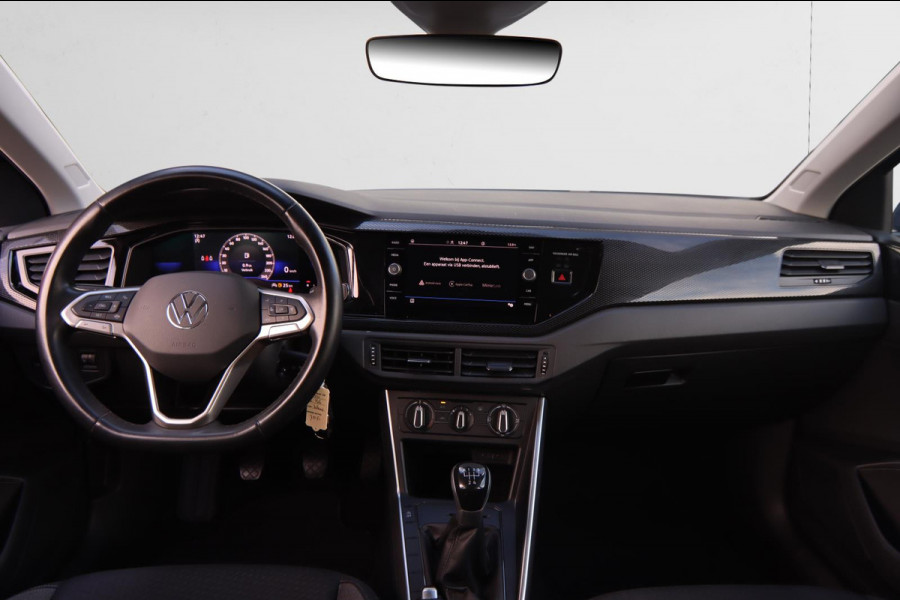 Volkswagen Polo 1.0 TSI Life|Virtual Cockpit Airco Btw Dab Cruise Control 1e Eigenaar Navi Carplay&Android auto Volkswagen Polo 1.0 TSI Life|Virtual Cockpit Airco Btw Dab Cruise Control 1e Eigenaar Navi Carplay&Android auto