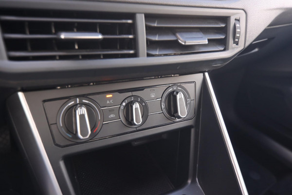 Volkswagen Polo 1.0 TSI Life|Virtual Cockpit Airco Btw Dab Cruise Control 1e Eigenaar Navi Carplay&Android auto Volkswagen Polo 1.0 TSI Life|Virtual Cockpit Airco Btw Dab Cruise Control 1e Eigenaar Navi Carplay&Android auto