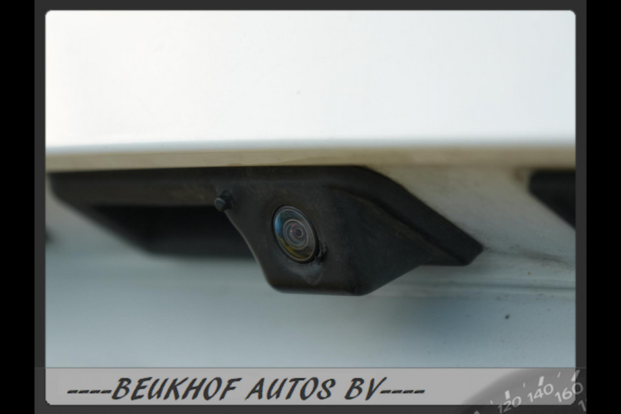 Škoda Kodiaq 1.5 TSI Business 7 Persoon Pano Trekhaak Cam