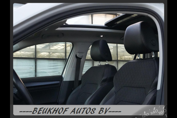Škoda Kodiaq 1.5 TSI Business 7 Persoon Pano Trekhaak Cam