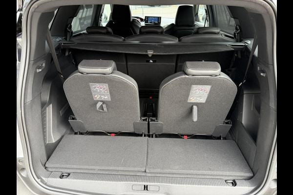 Peugeot 5008 1.2 PureTech GT TREKHAAK Peugeot 5008 1.2 PureTech GT TREKHAAK