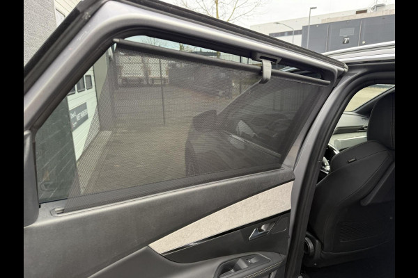 Peugeot 5008 1.2 PureTech GT TREKHAAK Peugeot 5008 1.2 PureTech GT TREKHAAK