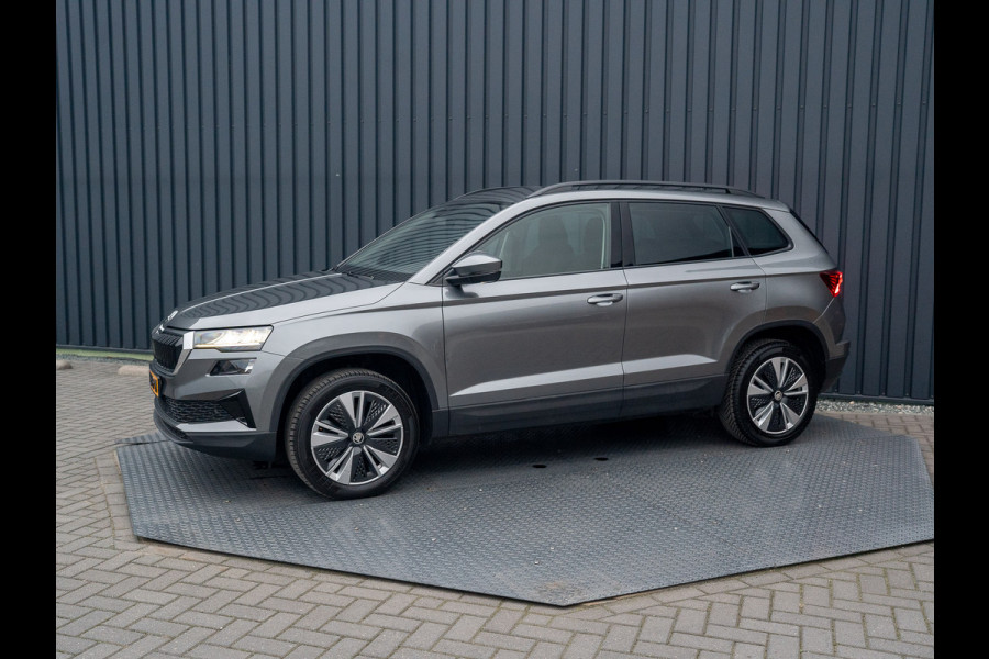 Škoda Karoq 1.5 TSI ACT Business Edition Plus | Keyless | Camera | Elk. A-klep | Adapt. Cr. | Prijs Rijklaar!! Škoda Karoq 1.5 TSI ACT Business Edition Plus | Keyless | Camera | Elk. A-klep | Adapt. Cr. | Prijs Rijklaar!!