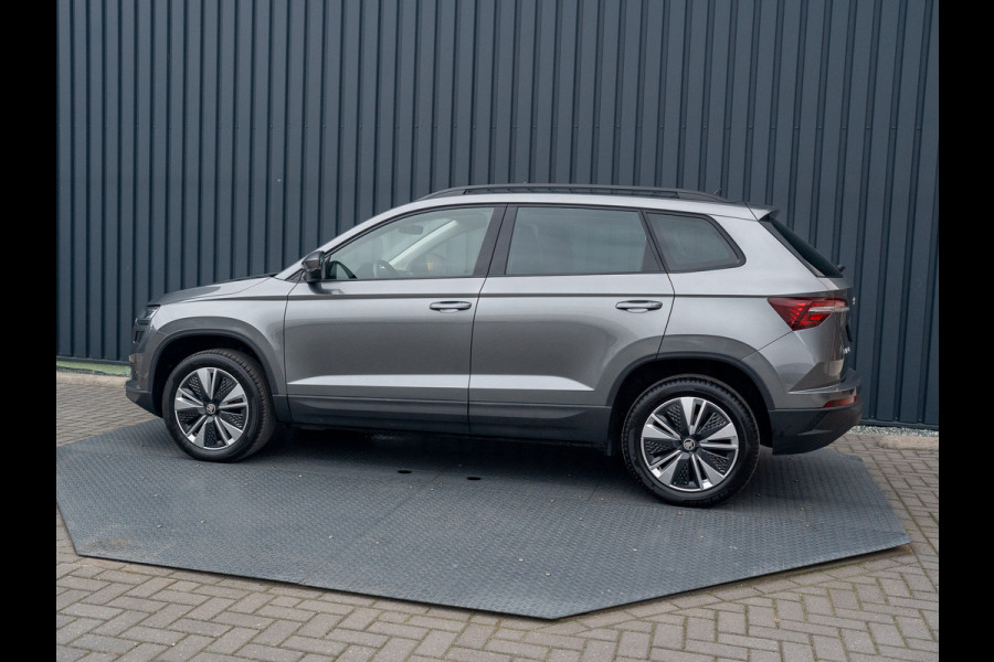 Škoda Karoq 1.5 TSI ACT Business Edition Plus | Keyless | Camera | Elk. A-klep | Adapt. Cr. | Prijs Rijklaar!! Škoda Karoq 1.5 TSI ACT Business Edition Plus | Keyless | Camera | Elk. A-klep | Adapt. Cr. | Prijs Rijklaar!!