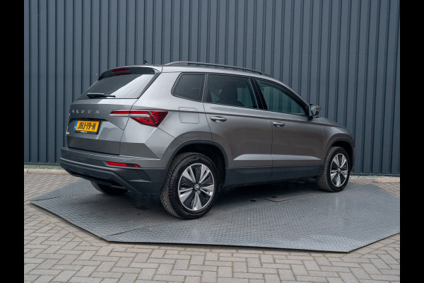 Škoda Karoq 1.5 TSI ACT Business Edition Plus | Keyless | Camera | Elk. A-klep | Adapt. Cr. | Prijs Rijklaar!! Škoda Karoq 1.5 TSI ACT Business Edition Plus | Keyless | Camera | Elk. A-klep | Adapt. Cr. | Prijs Rijklaar!!