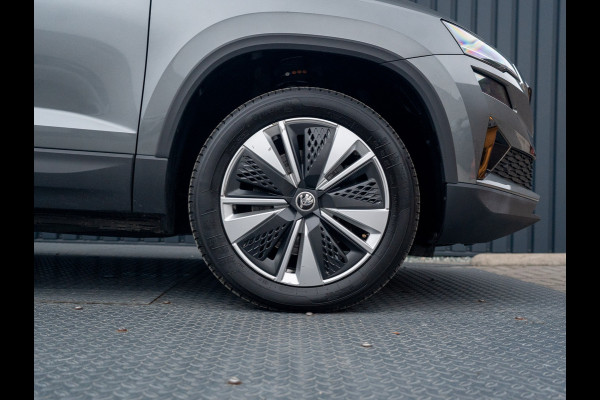 Škoda Karoq 1.5 TSI ACT Business Edition Plus | Keyless | Camera | Elk. A-klep | Adapt. Cr. | Prijs Rijklaar!! Škoda Karoq 1.5 TSI ACT Business Edition Plus | Keyless | Camera | Elk. A-klep | Adapt. Cr. | Prijs Rijklaar!!