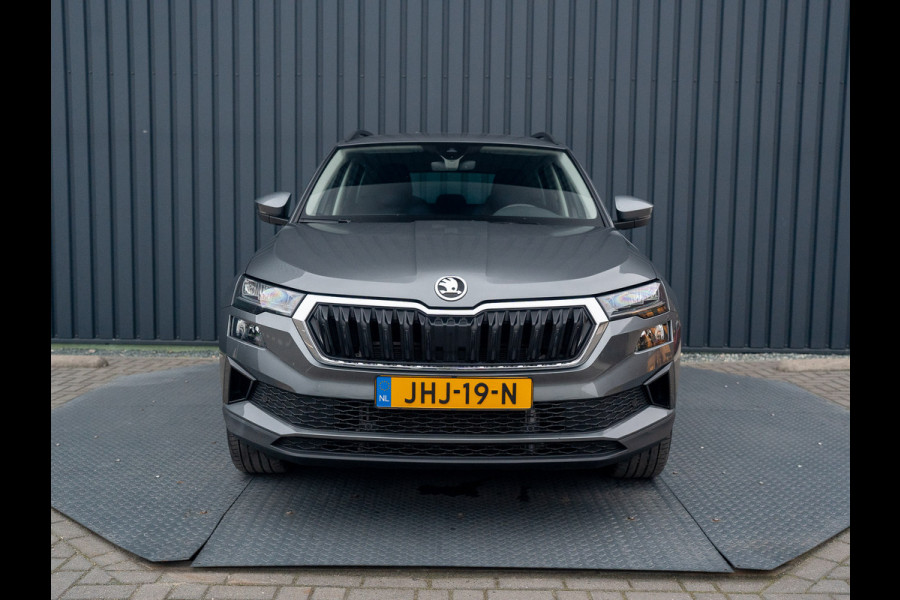 Škoda Karoq 1.5 TSI ACT Business Edition Plus | Keyless | Camera | Elk. A-klep | Adapt. Cr. | Prijs Rijklaar!! Škoda Karoq 1.5 TSI ACT Business Edition Plus | Keyless | Camera | Elk. A-klep | Adapt. Cr. | Prijs Rijklaar!!