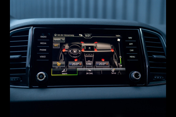 Škoda Karoq 1.5 TSI ACT Business Edition Plus | Keyless | Camera | Elk. A-klep | Adapt. Cr. | Prijs Rijklaar!! Škoda Karoq 1.5 TSI ACT Business Edition Plus | Keyless | Camera | Elk. A-klep | Adapt. Cr. | Prijs Rijklaar!!