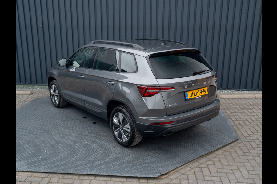Škoda Karoq 1.5 TSI ACT Business Edition Plus | Keyless | Camera | Elk. A-klep | Adapt. Cr. | Prijs Rijklaar!! Škoda Karoq 1.5 TSI ACT Business Edition Plus | Keyless | Camera | Elk. A-klep | Adapt. Cr. | Prijs Rijklaar!!
