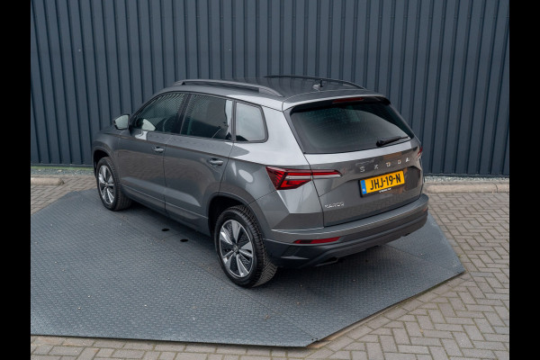 Škoda Karoq 1.5 TSI ACT Business Edition Plus | Keyless | Camera | Elk. A-klep | Adapt. Cr. | Prijs Rijklaar!! Škoda Karoq 1.5 TSI ACT Business Edition Plus | Keyless | Camera | Elk. A-klep | Adapt. Cr. | Prijs Rijklaar!!