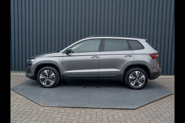 Škoda Karoq 1.5 TSI ACT Business Edition Plus | Keyless | Camera | Elk. A-klep | Adapt. Cr. | Prijs Rijklaar!! Škoda Karoq 1.5 TSI ACT Business Edition Plus | Keyless | Camera | Elk. A-klep | Adapt. Cr. | Prijs Rijklaar!!