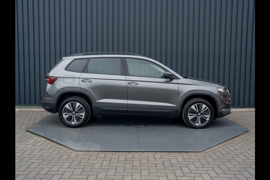 Škoda Karoq 1.5 TSI ACT Business Edition Plus | Keyless | Camera | Elk. A-klep | Adapt. Cr. | Prijs Rijklaar!! Škoda Karoq 1.5 TSI ACT Business Edition Plus | Keyless | Camera | Elk. A-klep | Adapt. Cr. | Prijs Rijklaar!!