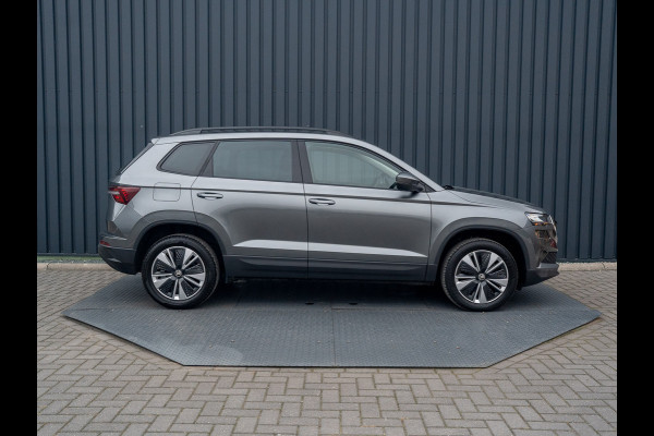 Škoda Karoq 1.5 TSI ACT Business Edition Plus | Keyless | Camera | Elk. A-klep | Adapt. Cr. | Prijs Rijklaar!! Škoda Karoq 1.5 TSI ACT Business Edition Plus | Keyless | Camera | Elk. A-klep | Adapt. Cr. | Prijs Rijklaar!!