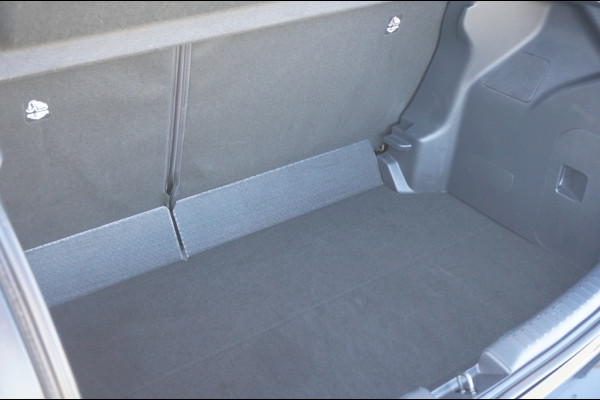 Mazda 2 Hybrid 116PK Centre Line AUTOMAAT ADAPTIVE | CARPLAY | STOELVERWARMING Mazda 2 Hybrid 116PK Centre Line AUTOMAAT ADAPTIVE | CARPLAY | STOELVERWARMING