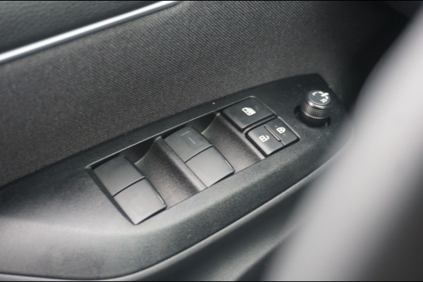 Mazda 2 Hybrid 116PK Centre Line AUTOMAAT ADAPTIVE | CARPLAY | STOELVERWARMING Mazda 2 Hybrid 116PK Centre Line AUTOMAAT ADAPTIVE | CARPLAY | STOELVERWARMING