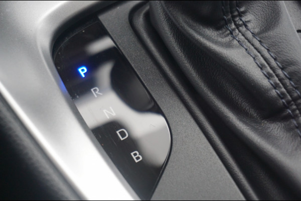 Mazda 2 Hybrid 116PK Centre Line AUTOMAAT ADAPTIVE | CARPLAY | STOELVERWARMING Mazda 2 Hybrid 116PK Centre Line AUTOMAAT ADAPTIVE | CARPLAY | STOELVERWARMING