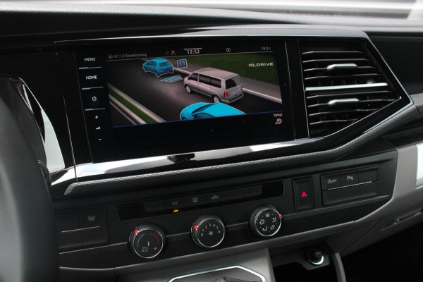 Volkswagen Transporter 2.0 TDI L2H1 204PK BULLI DC DUBBEL CABINE / LEIGHTONVANS BODYKIT / FULL OPTINS / LEDER / FULL BLACK / APPLE Volkswagen Transporter 2.0 TDI L2H1 204PK BULLI DC DUBBEL CABINE / LEIGHTONVANS BODYKIT / FULL OPTINS / LEDER / FULL BLACK / APPLE