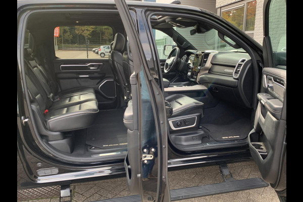 Dodge Ram 1500 Laramie Night 5.7L 401pk LPG 4X4 Luchtvering 360cam Pano H&K Dodge Ram 1500 Laramie Night 5.7L 401pk LPG 4X4 Luchtvering 360cam Pano H&K