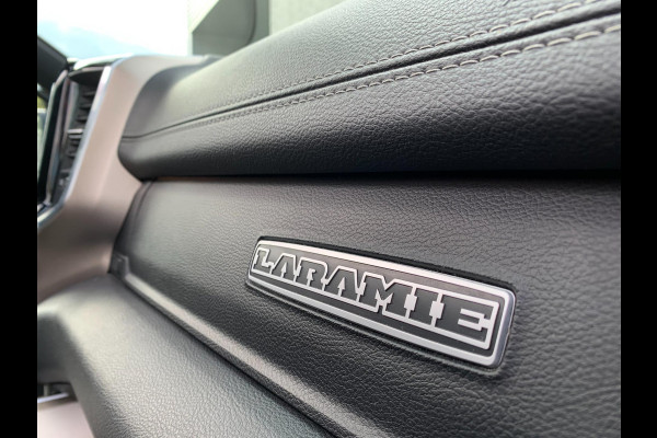 Dodge Ram 1500 Laramie Night 5.7L 401pk LPG 4X4 Luchtvering 360cam Pano H&K Dodge Ram 1500 Laramie Night 5.7L 401pk LPG 4X4 Luchtvering 360cam Pano H&K