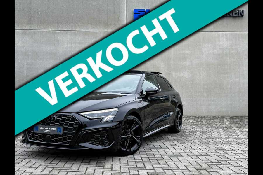 Audi A3 Sportback 40 TFSI e PHEV S Edition S-line 204pk S-Tronic! Panoramadak|Virtual Cockpit|Kuipstoelen|LED Matrix|Camera|Black
