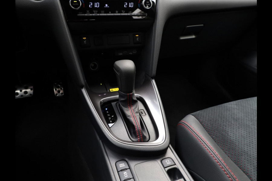 Toyota Yaris Cross 1.5 Hyb 130 GR Sport | Nieuw | Bi-Tone | Stoel/Stuurwielverwarmi