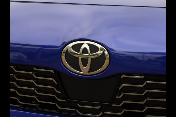 Toyota Yaris Cross 1.5 Hyb 130 GR Sport | Nieuw | Bi-Tone | Stoel/Stuurwielverwarmi