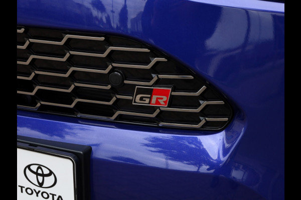 Toyota Yaris Cross 1.5 Hyb 130 GR Sport | Nieuw | Bi-Tone | Stoel/Stuurwielverwarmi