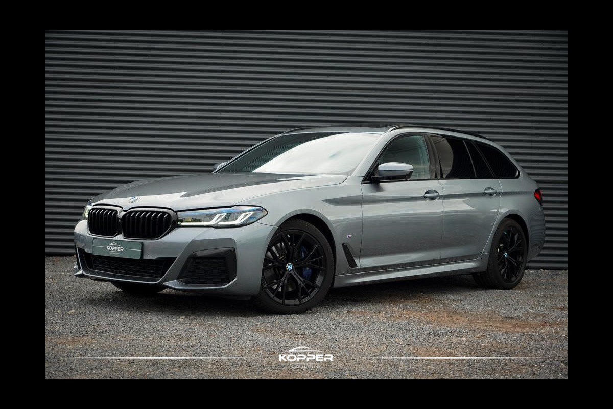 BMW 5 Serie Touring 530i High Executive / M-Pakket / Pano / HUD / Trekhaak / Incl BTW / Laser BMW 5 Serie Touring 530i High Executive / M-Pakket / Pano / HUD / Trekhaak / Incl BTW / Laser