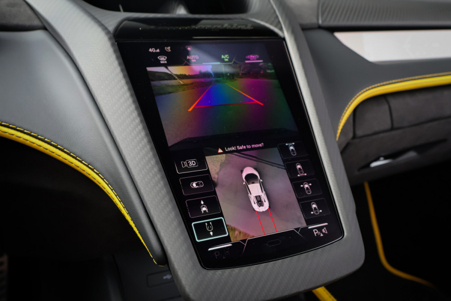 Lamborghini Revuelto | LIFT | CARBON IN & EXTERIEUR | PASSENGER DISPLAY | ADAPTIVE CRUISE | APPLE CARPLAY | SONUS FABER SOUND | PARKING PACK | HEADLA