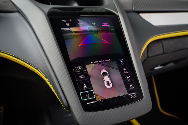 Lamborghini Revuelto | LIFT | CARBON IN & EXTERIEUR | PASSENGER DISPLAY | ADAPTIVE CRUISE | APPLE CARPLAY | SONUS FABER SOUND | PARKING PACK | HEADLA