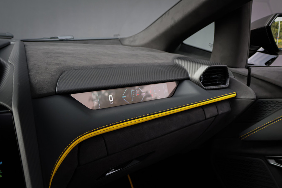 Lamborghini Revuelto | LIFT | CARBON IN & EXTERIEUR | PASSENGER DISPLAY | ADAPTIVE CRUISE | APPLE CARPLAY | SONUS FABER SOUND | PARKING PACK | HEADLA