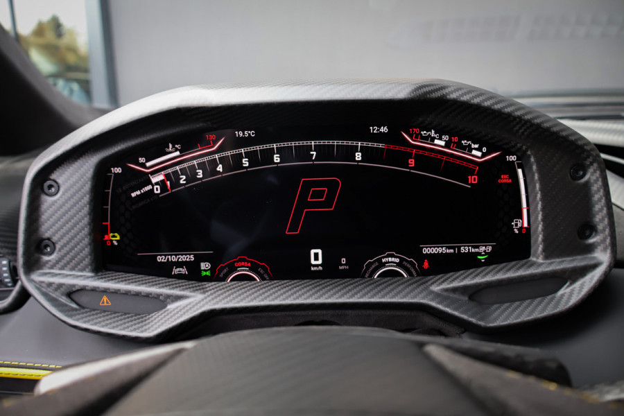 Lamborghini Revuelto | LIFT | CARBON IN & EXTERIEUR | PASSENGER DISPLAY | ADAPTIVE CRUISE | APPLE CARPLAY | SONUS FABER SOUND | PARKING PACK | HEADLA