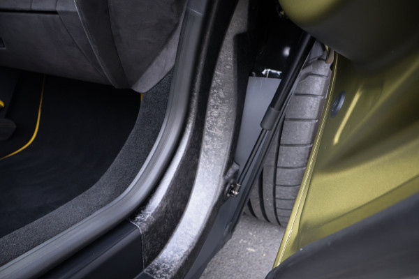 Lamborghini Revuelto | LIFT | CARBON IN & EXTERIEUR | PASSENGER DISPLAY | ADAPTIVE CRUISE | APPLE CARPLAY | SONUS FABER SOUND | PARKING PACK | HEADLA