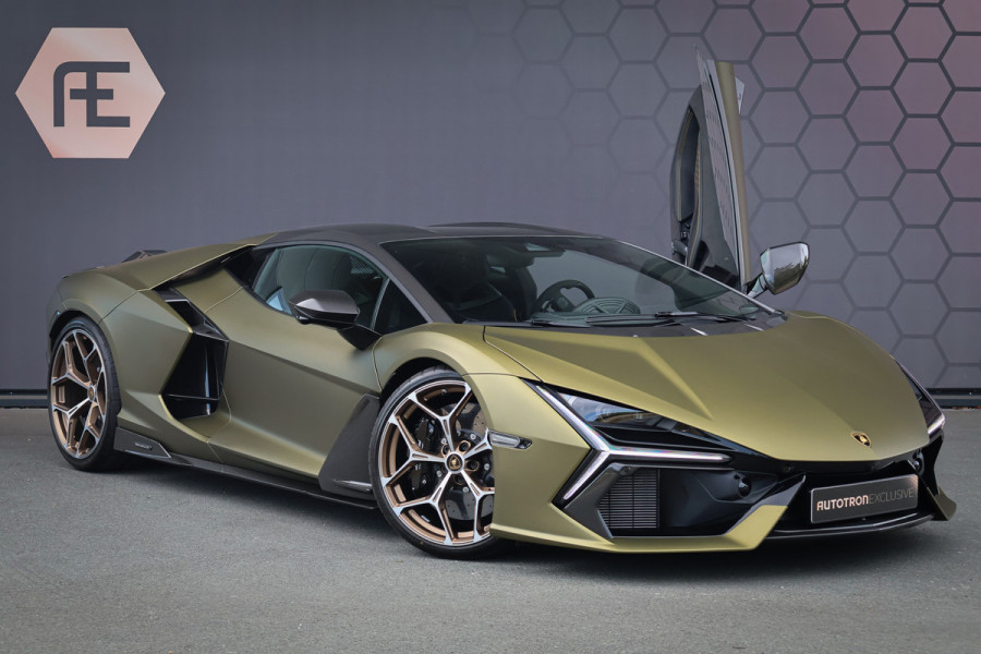 Lamborghini Revuelto | LIFT | CARBON IN & EXTERIEUR | PASSENGER DISPLAY | ADAPTIVE CRUISE | APPLE CARPLAY | SONUS FABER SOUND | PARKING PACK | HEADLA