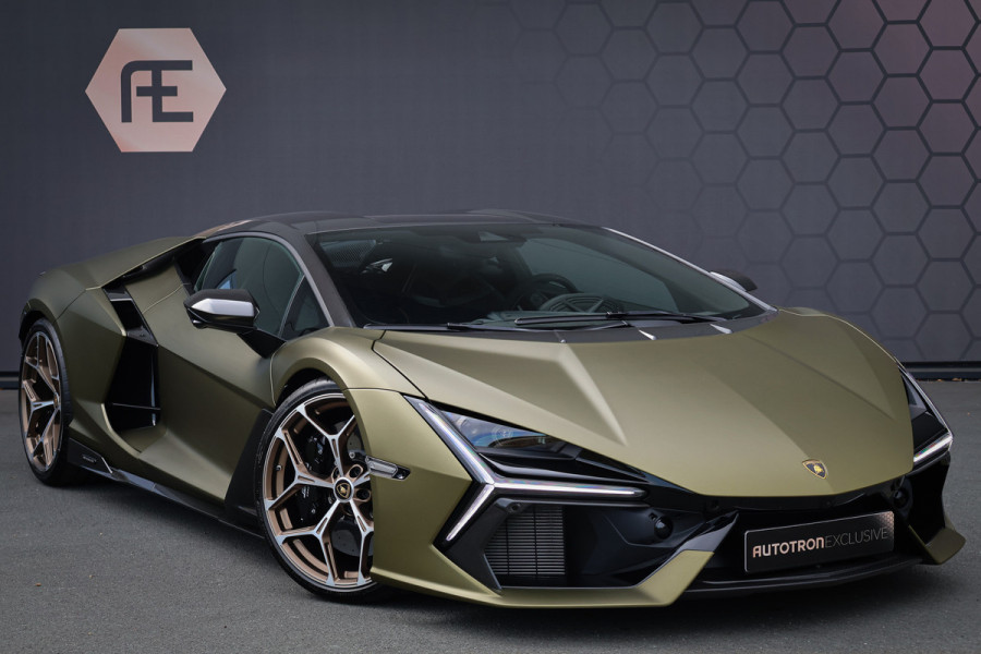 Lamborghini Revuelto | LIFT | CARBON IN & EXTERIEUR | PASSENGER DISPLAY | ADAPTIVE CRUISE | APPLE CARPLAY | SONUS FABER SOUND | PARKING PACK | HEADLA