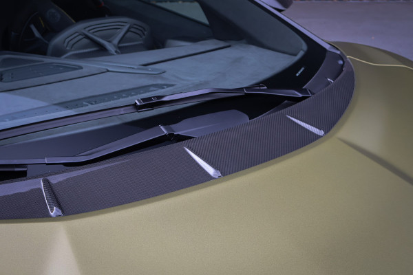 Lamborghini Revuelto | LIFT | CARBON IN & EXTERIEUR | PASSENGER DISPLAY | ADAPTIVE CRUISE | APPLE CARPLAY | SONUS FABER SOUND | PARKING PACK | HEADLA