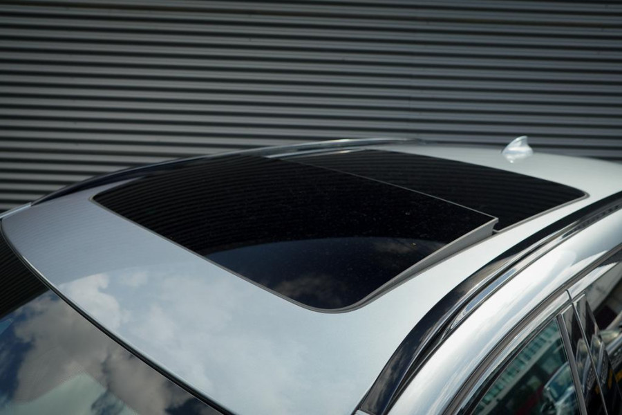 BMW 5 Serie Touring 530i High Executive / M-Pakket / Pano / HUD / Trekhaak / Incl BTW / Laser