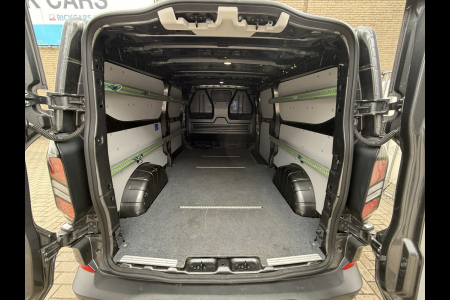 Ford Transit Custom 320 2.0 TDCI 136 PK EURO 6 L2H1 Trend Stoelverwarming/CarPlay/achteruitrijcamera Ford Transit Custom 320 2.0 TDCI 136 PK EURO 6 L2H1 Trend Stoelverwarming/CarPlay/achteruitrijcamera