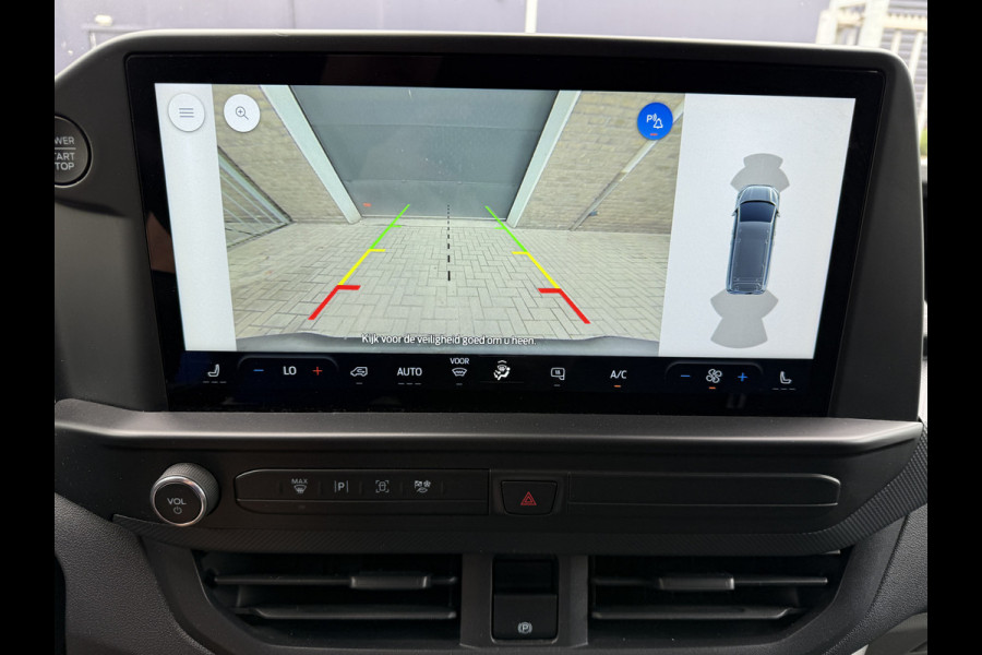 Ford Transit Custom 320 2.0 TDCI 136 PK EURO 6 L2H1 Trend Stoelverwarming/CarPlay/achteruitrijcamera Ford Transit Custom 320 2.0 TDCI 136 PK EURO 6 L2H1 Trend Stoelverwarming/CarPlay/achteruitrijcamera