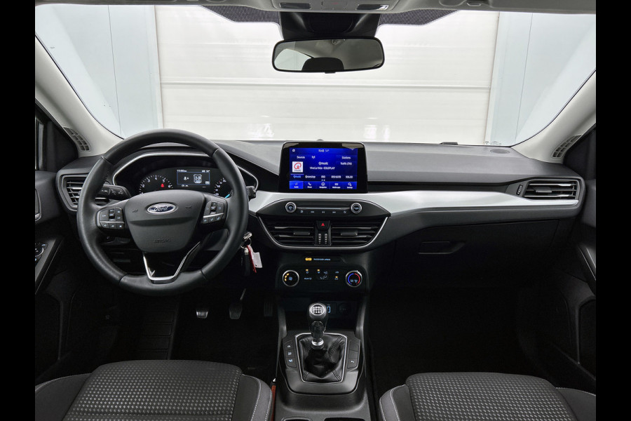 Ford Focus 1.0 EcoBoost Hybrid Edition Business (CAMERA, NAVIGATIE, CARPLAY, CAMERA, CLIMA, 1e EIGENAAR, DEALER ONDERHOUDEN)