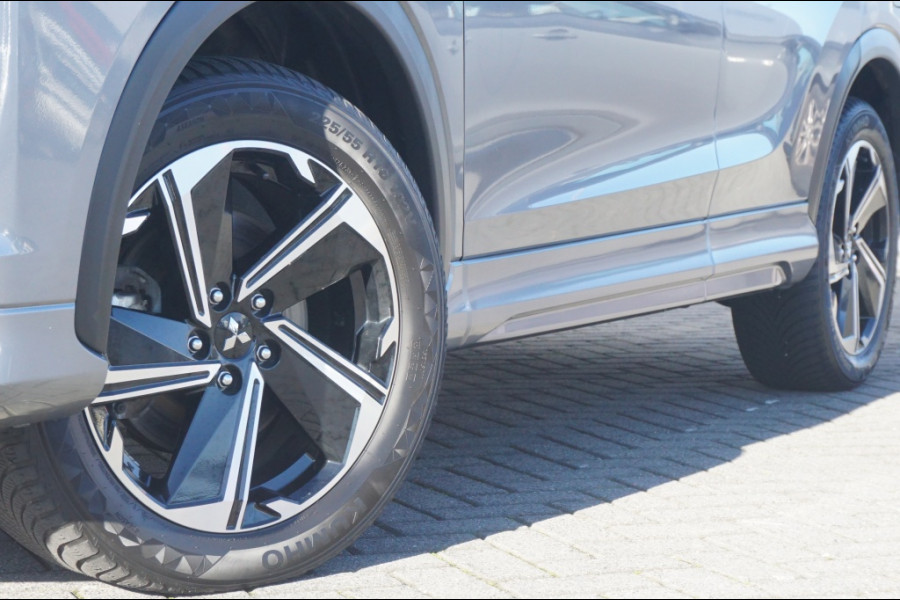 Mitsubishi Eclipse Cross 188PK PHEV Executive ADAPTIVE | 4S BAND | 360CAMERA | CARPLAY! Mitsubishi Eclipse Cross 188PK PHEV Executive ADAPTIVE | 4S BAND | 360CAMERA | CARPLAY!